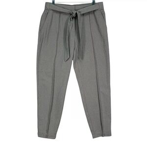 Loft Womens Belted Dress Pants Gray Pintuck Crease Size 8 Tapered 90s